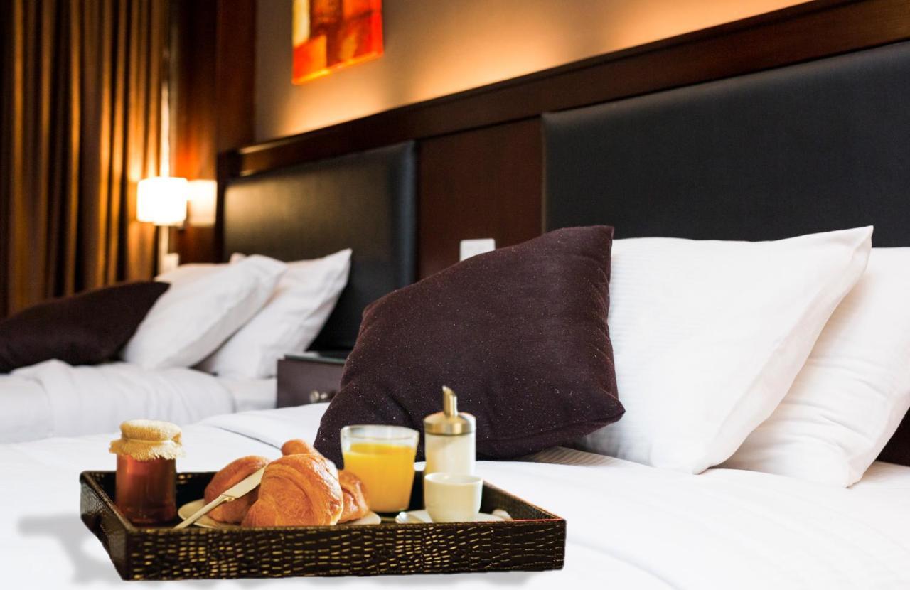 Panacea Suites Hotel Borg El Arab Extérieur photo