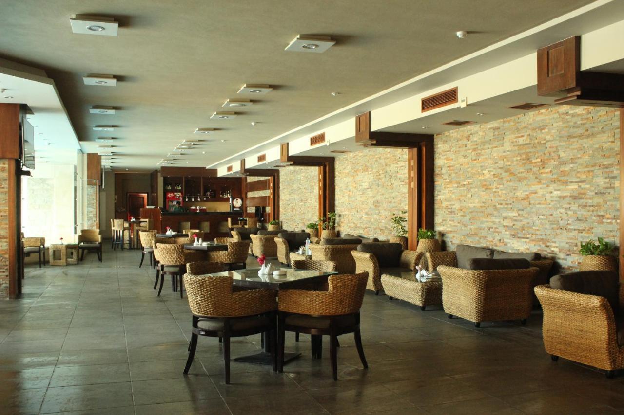 Panacea Suites Hotel Borg El Arab Extérieur photo